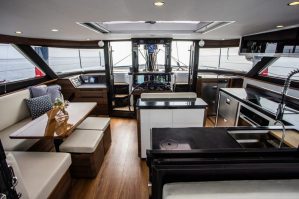 Screenshot-2026-03-21-at-11-41-53-HH52-Style-Speed-and-Comfort-—-HH-Catamarans